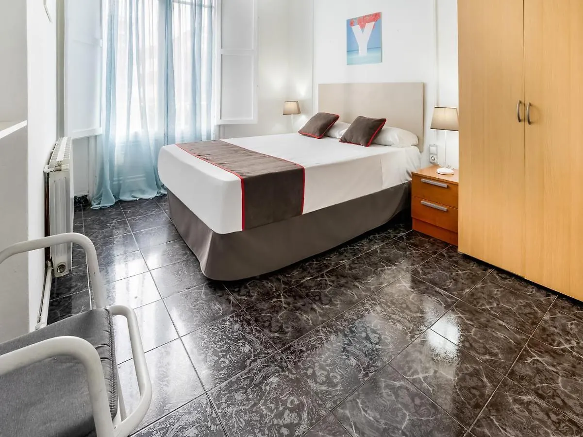 Hostal Patio De La Luna Ταραγόνα